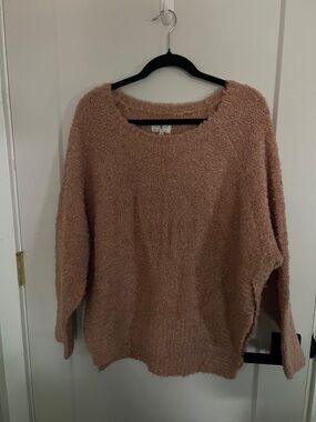 Cozy Scoop-Neck Plush Sweater in Dusty Rose